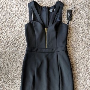 GUESS BLACK SCUBA DRESS WITH GOLD ZIPPER SZ 2